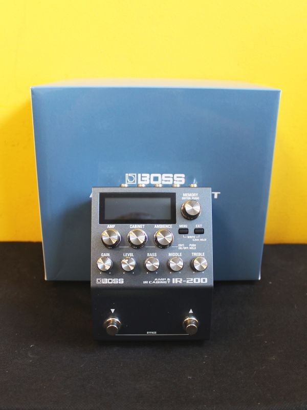 Boss IR-200 Amp & IR Cabinet